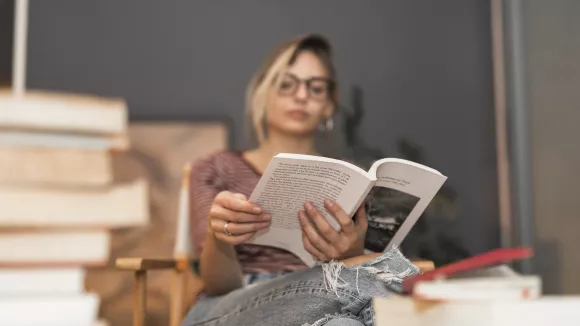 Τι σημαίνει η λέξη «απορφανίζω»