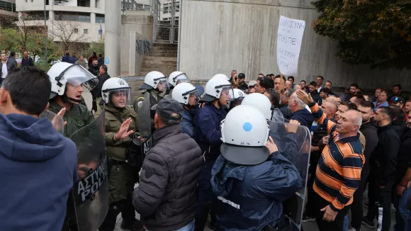 Λιβαδειά: Επεισόδια με αγρότες και Αστυνομία - Τι δήλωσε ο Τσιάρας