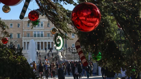 Απομένουν 68 ημέρες για τα Χριστούγεννα! Ξεκίνησαν οι στολισμοί