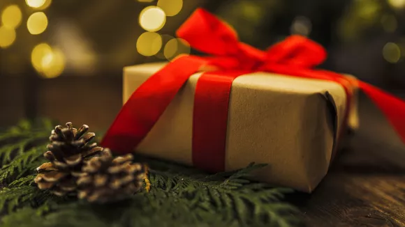 Δώρο Χριστουγέννων 2025: Πότε πληρώνεται - Πώς θα το υπολογίσετε