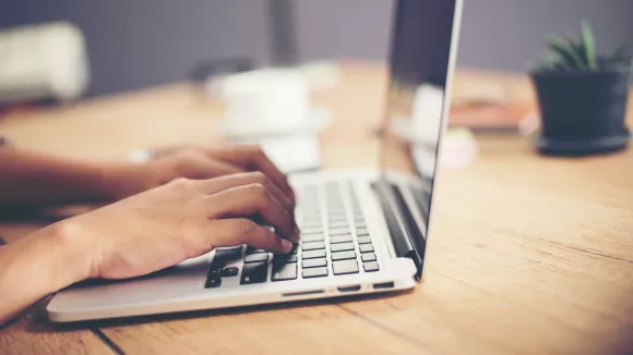 Θέσεις εργασίας και προσλήψεις