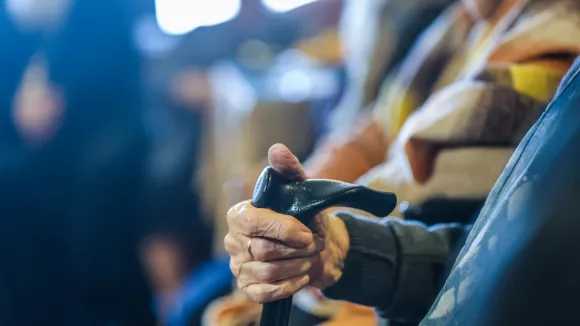 Η Ελλάδα γερνά: Το 34% του πληθυσμού θα είναι ηλικιωμένοι έως το 2060