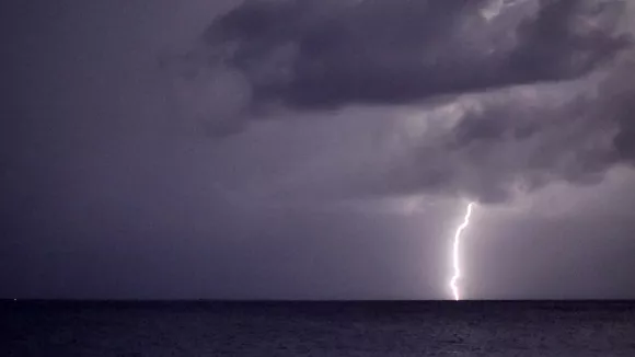 Βροχές και καταιγίδες: Τι πρέπει να γνωρίζετε σύμφωνα με την Πολιτική Προστασία