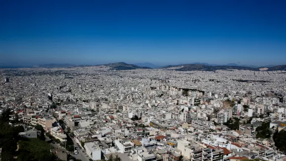 ΟΠΕΚΑ: Οικονομική ενίσχυση έως 10.000 ευρώ για μετακόμιση - Πώς θα τα πάρετε