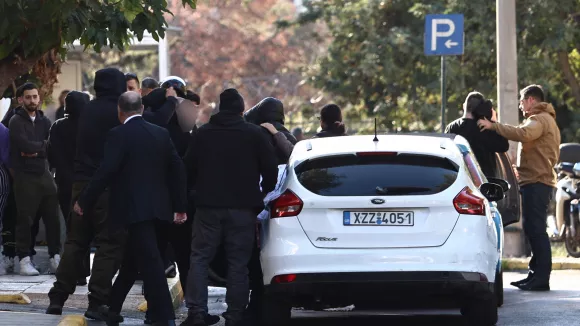 Κύκλωμα ναρκωτικών με ρασοφόρους: Προφυλακίστηκαν άλλα δύο άτομα και η αρχηγός