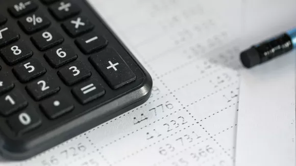 Πόθεν έσχες 2025: Λήγει σε 48 ώρες η προθεσμία - Τα πρόστιμα