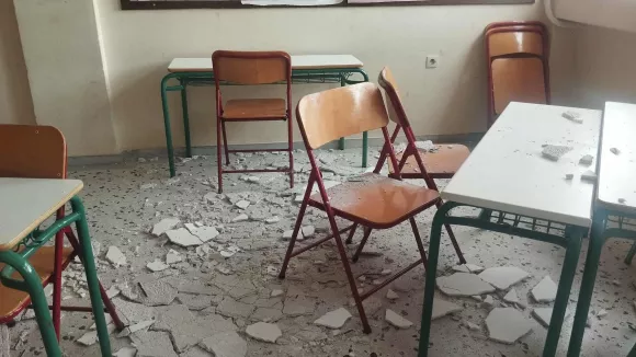 Πόρτο Ράφτη: Τα κλειστά σχολεία μέχρι Τετάρτη - Έπεσαν σοβάδες