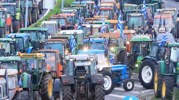 Ανυποχώρητοι οι αγρότες: Απόβαση στο λιμάνι της Θεσσαλονίκης - Νέα μπλόκα σε όλη τη χώρα