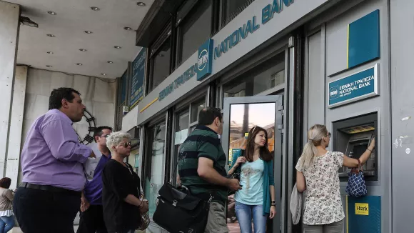 Ελάχιστο Εγγυημένο Εισόδημα (ΚΕΑ): Ποιοι δικαιούνται από 216 ευρώ / μήνα