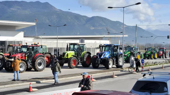 Ιωάννινα: Σχηματίζεται δικογραφία κατά αγροτών - Άνοιξαν τα διόδια Δροσοχωρίου