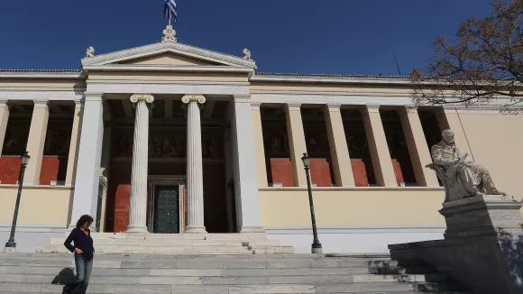 Διαγράφονται σήμερα περίπου 220.000 «αιώνιοι» φοιτητές