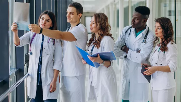 Θέσεις εργασίας για γιατρούς