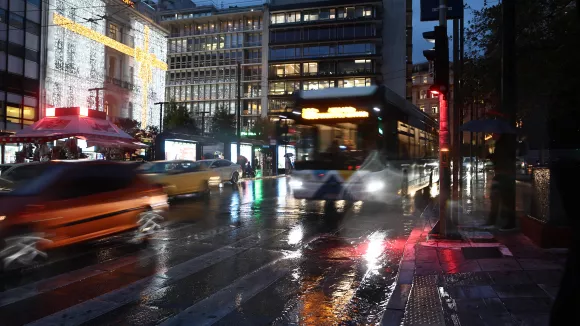 Με τι καιρό θα κάνουμε Χριστούγεννα και Πρωτοχρονιά - Ανοίγει ο δρόμος για κακοκαιρίες