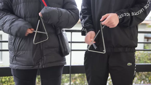 Ληστείες σε ανήλικους που έλεγαν τα κάλαντα - Αναζητούνται οι δράστες