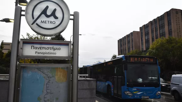 Νωρίτερα επιστρέφει το Μετρό Θεσσαλονίκης: Επαναλειτουργεί τη Δευτέρα η βασική γραμμή