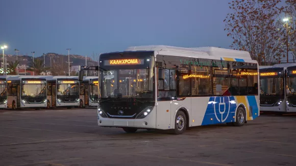 ΟΣΥ - Μπλε λεωφορεία: «Τρέχουν» οι αιτήσεις για 290 μόνιμες προσλήψεις οδηγών
