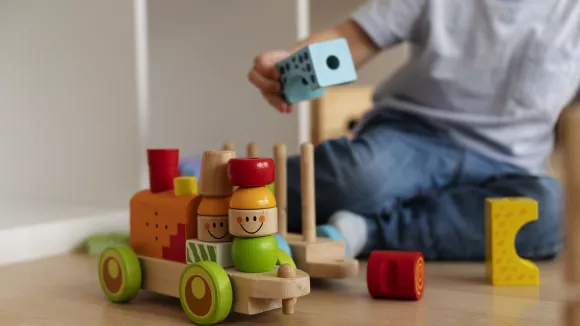 ΟΙΕΛΕ: Καμπάνια για την συλλογή εκπαιδευτικού υλικού για τα παιδιά της Γάζας