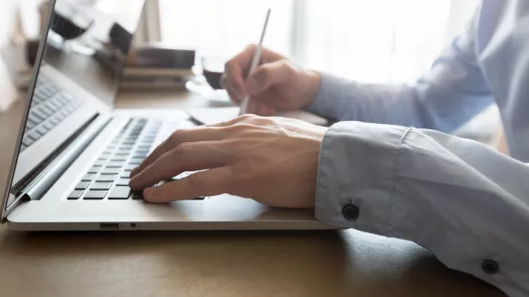 ΥΠΕΣ: 111 μόνιμες θέσεις σε Υπουργεία, Δήμους, Περιφέρειες