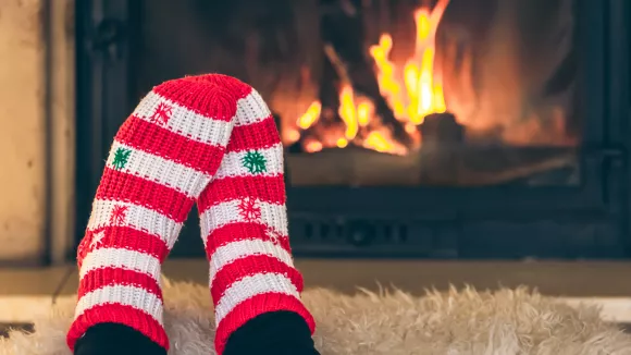 Εξοικονομήστε ρεύμα και θέρμανση αυτές τις γιορτές με απλά κόλπα