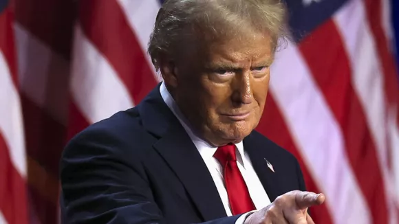 Απειλή Τραμπ: Δασμοί 25% σε όποια χώρα συναλλάσσεται με το Ιράν