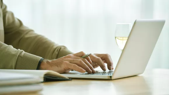 Θέσεις εργασίας και προσλήψεις