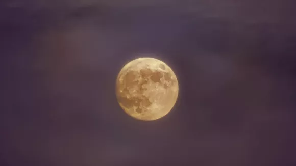 Πανσέληνος Ιανουαρίου 2026: Πότε θα δούμε το «Φεγγάρι του Λύκου»