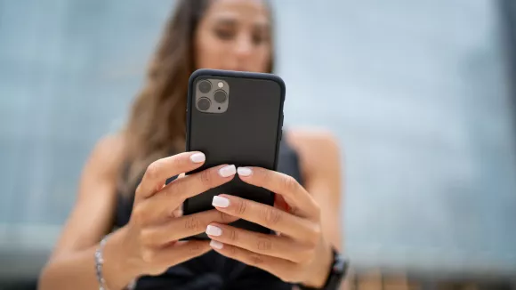 iPhone: Η λειτουργία που αφήνει εκτεθειμένα τα προσωπικά σας στοιχεία