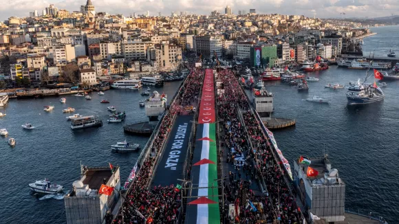 Κωνσταντινούπολη: Ιστορική συγκέντρωση υπέρ της Παλαιστίνης - «Δεν θα ξεχάσουμε»