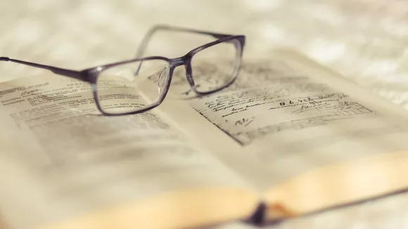 Λέξεις και γλώσσα