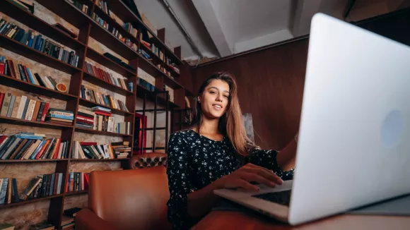 Τι σημαίνει η λέξη «απύθμενος»