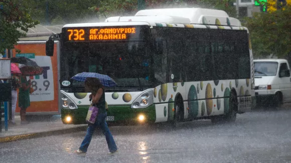 Κακοκαιρία στην Αττική: Αλλαγές στα δρομολόγια λεωφορείων 