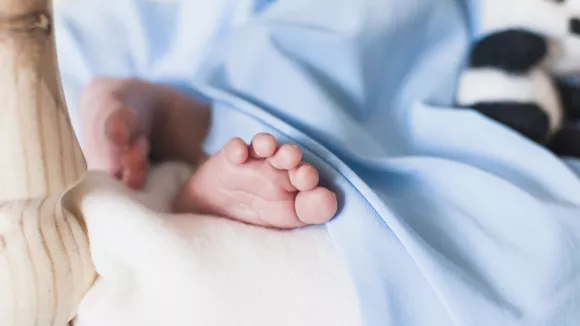 Επίδομα γέννησης έως 2.500 ευρώ - Σε ποιον Δήμο το παίρνετε