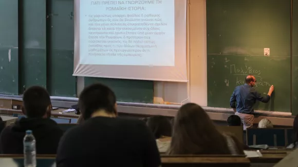 ΑΕΙ: Αυτό είναι το μισθολόγιο των διδασκόντων στα ΑΕΙ (πίνακες)