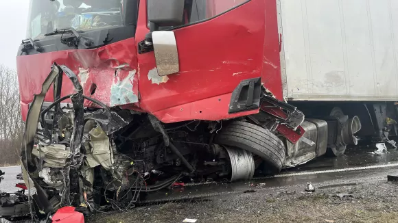 «Πρώτη φορά βλέπω τέτοια συνθήκη»: Συγκλονίζει οδηγός της νταλίκας που χτύπησε το βαν των οπαδών του ΠΑΟΚ