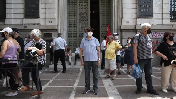 Μισθωτοί: Η «χρυσή πενταετία» που ανεβάζει τη σύνταξη έως 252 ευρώ