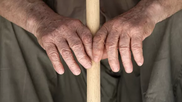 «Έκρηξη» συνταξιοδοτήσεων το 2025: Ρεκόρ με 225.800 αιτήσεις