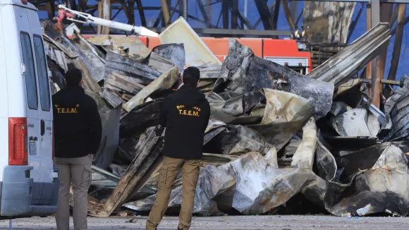 «Βιολάντα»: Διαρροή προπανίου σε φθαρμένο υπογειοποιημένο σωλήνα - Αναμένονται ανακοινώσεις της Πυροσβεστικής