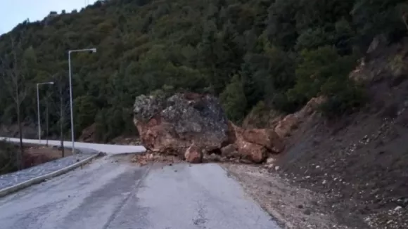 Βράχος Ιωάννινα - Epiruspost