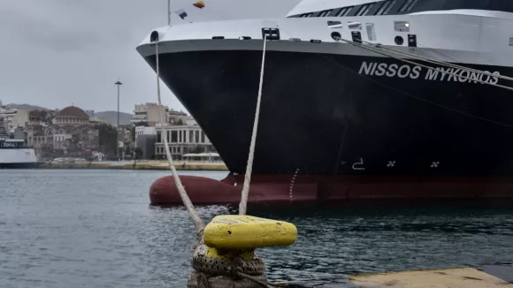 Κακοκαιρία: Απαγορευτικό απόπλου και δεμένα πλοία σε πολλά λιμάνια