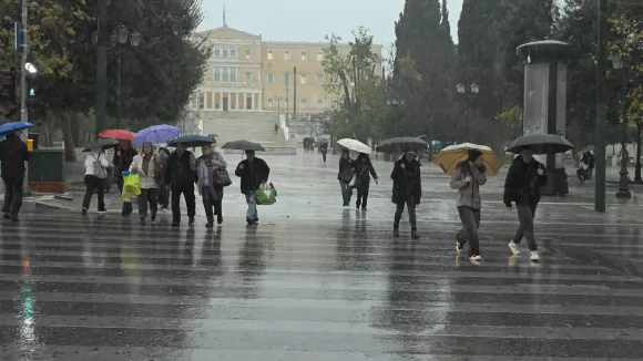 ΕΜΥ: Χειμωνιάτικο σκηνικό από Δευτέρα - Έρχονται καταιγίδες και χιονοπτώσεις