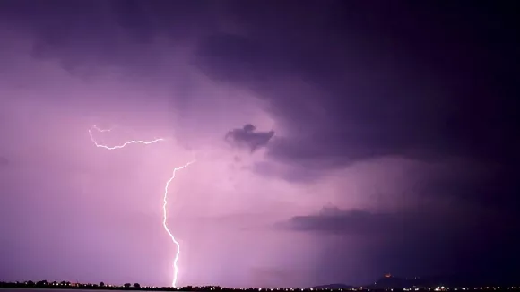 Νέο κύμα κακοκαιρίας: Έρχεται «ζώνη καταιγίδων» με ισχυρά φαινόμενα