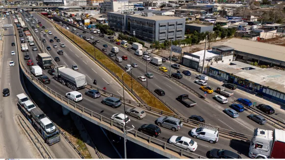 Αθήνα: Μεγάλο μποτιλιάρισμα στους δρόμους - Στο «κόκκινο» Κηφισός, Κηφισίας και Αττική Οδός