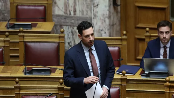 Μνημόσυνο για τα Τέμπη: Οργή συγγενών για την παρουσία Κυρανάκη - «Δολοφόνοι των παιδιών μας»