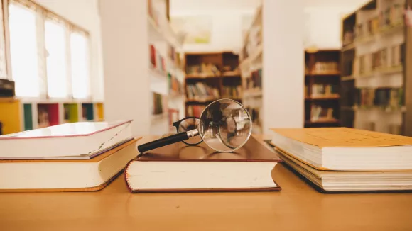 Τι σημαίνει η λέξη «τσιλιγκρός»