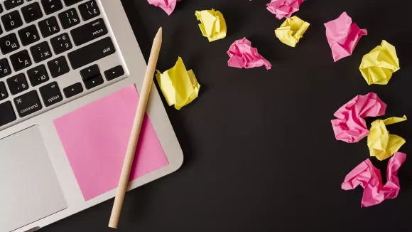 Τι σημαίνει η λέξη «αγόγγυστα»