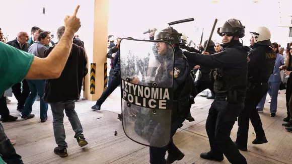 Δημογλίδου για το νοσοκομείο Νίκαιας: Ήθελαν να ανοίξουν το κεφάλι του υπουργού (βίντεο)