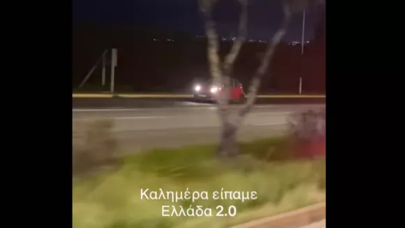 Απίστευτο: Πήγαινε στο αντίθετο ρεύμα με όπισθεν για να γλιτώσει την κίνηση (βίντεο)