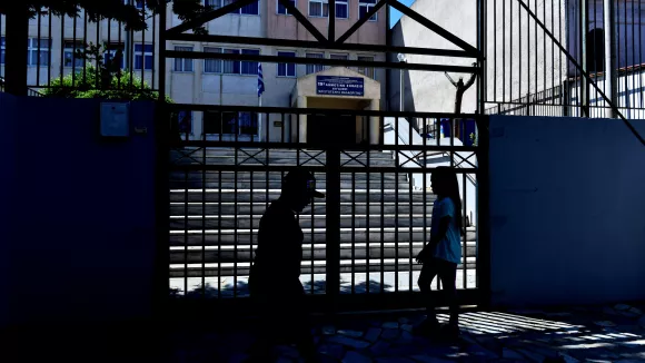 Προσωρινό «λουκέτο» σε σχολείο για μία εβδομάδα - Έπεσαν σοβάδες