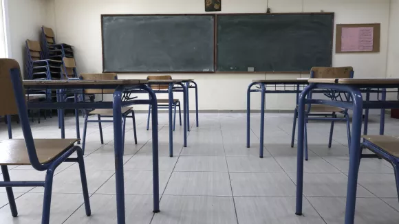 Νέος Κόσμος: Καταγγελίες για διευθύντρια λυκείου - «Μας λέει ζώα»