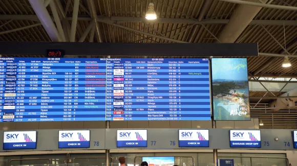 «Ελ. Βενιζέλος»: Μπλόκο στις πτήσεις - Μαζικές ακυρώσεις δρομολογίων